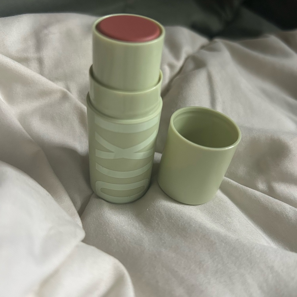 NWOB Pixi Hydra Lip Treat